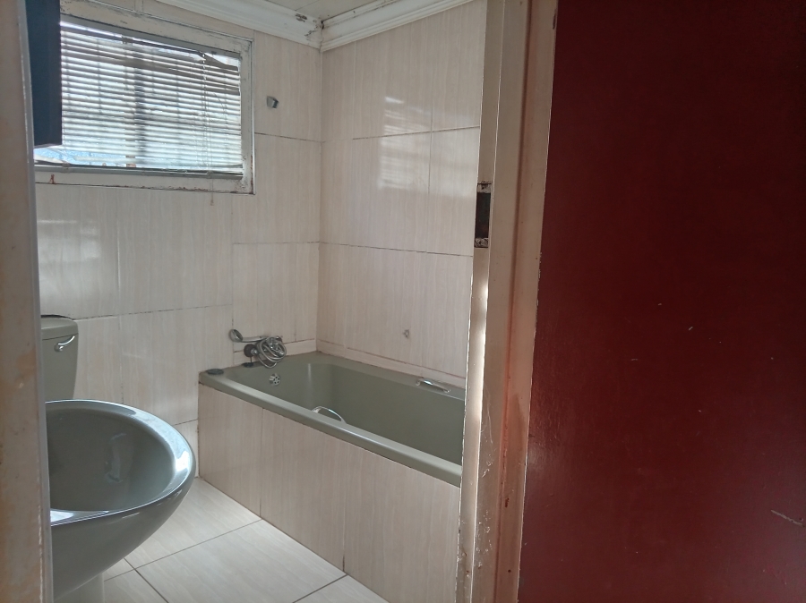 2 Bedroom Property for Sale in Mdantsane Eastern Cape